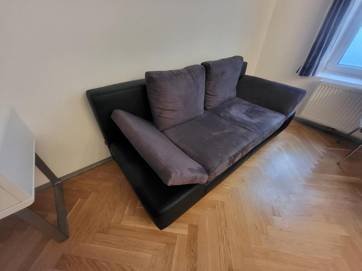 Cozynite Premium Apartment Hundertwasser Wina Bagian luar foto